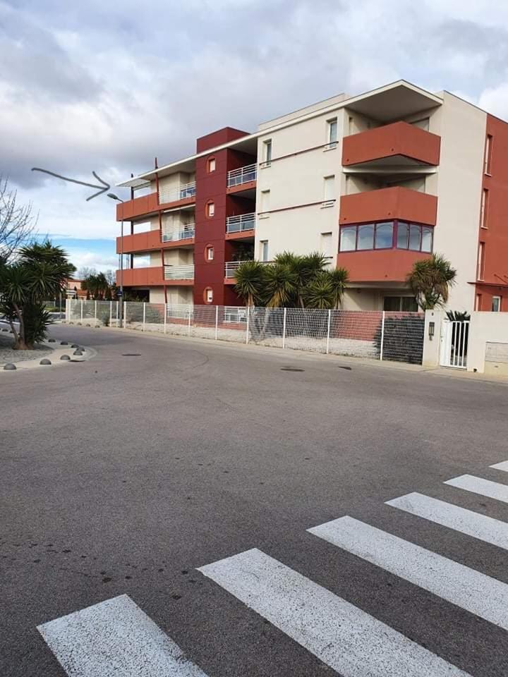 Logement Entier, Calme, Hyper Equipe Saint-Laurent-de-la-Salanque Luaran gambar